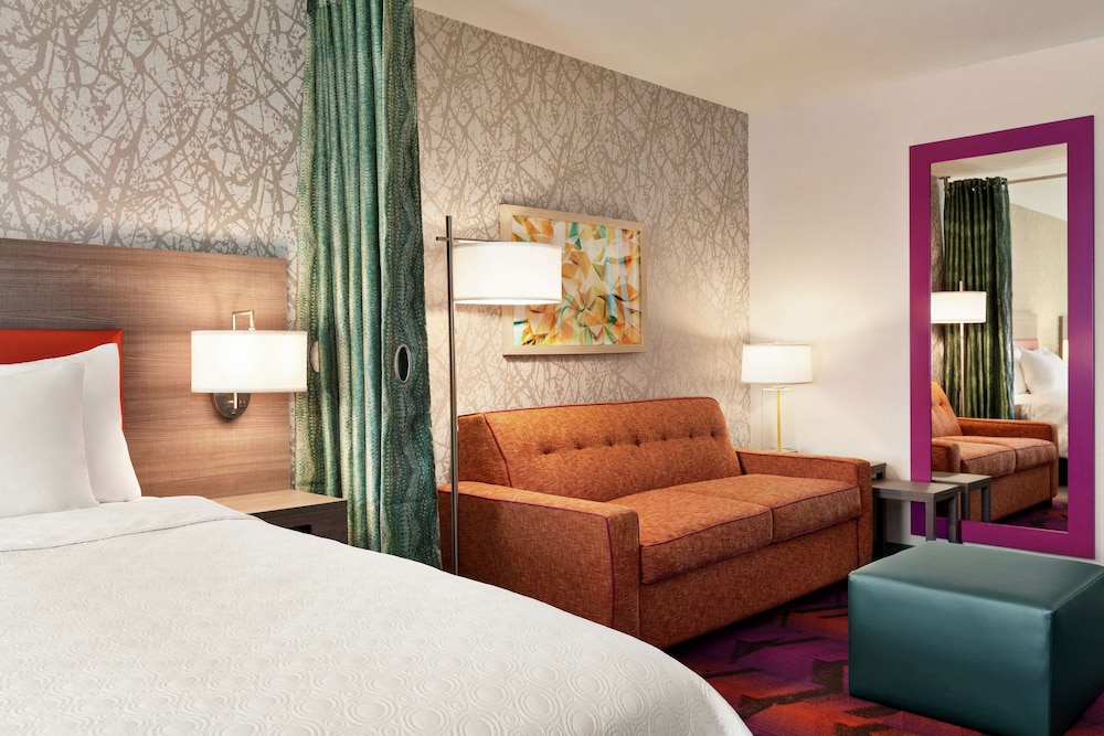 Studio, 2 Queen Beds, Accessible (Hearing) - Photo 2