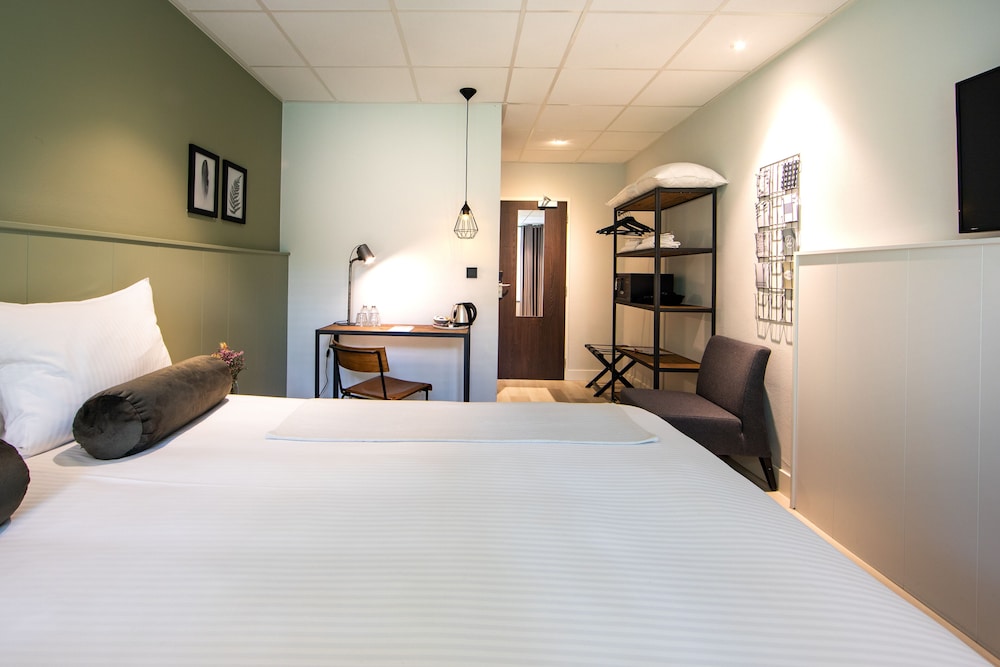 Deluxe Double Room photo 3