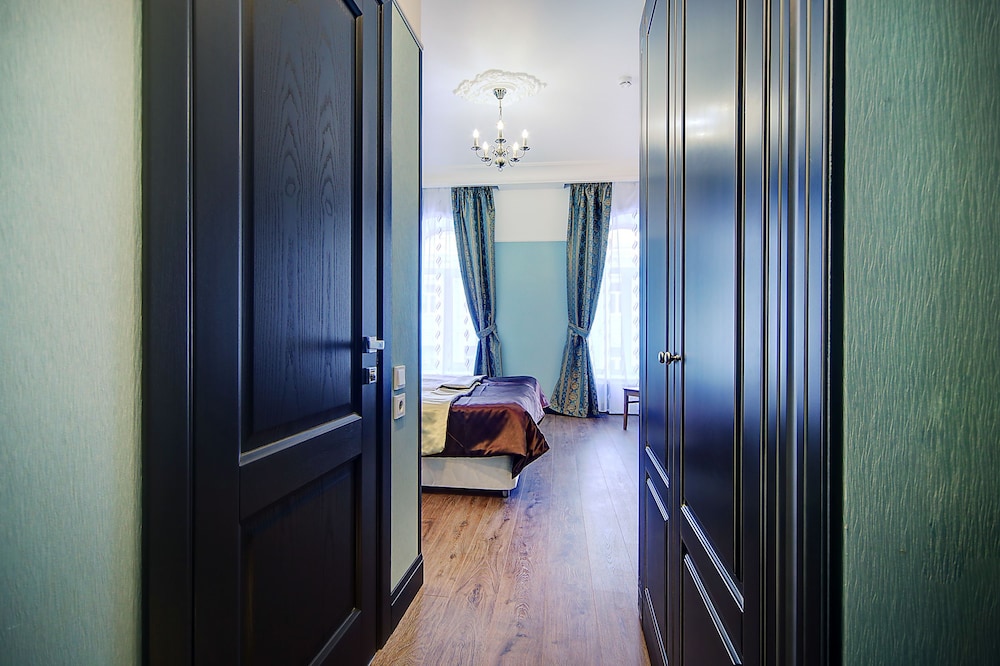 Comfort Room, 1 Queen Bed