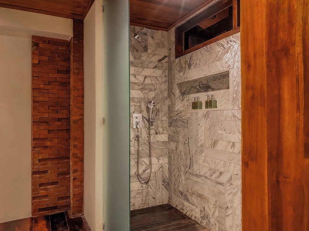 Luxury Villa, 1 Bedroom, River View - Photo 16