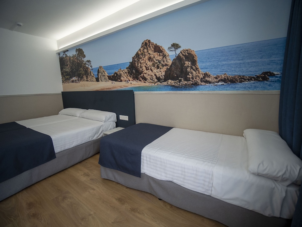 Superior Triple Room (3 Adults)