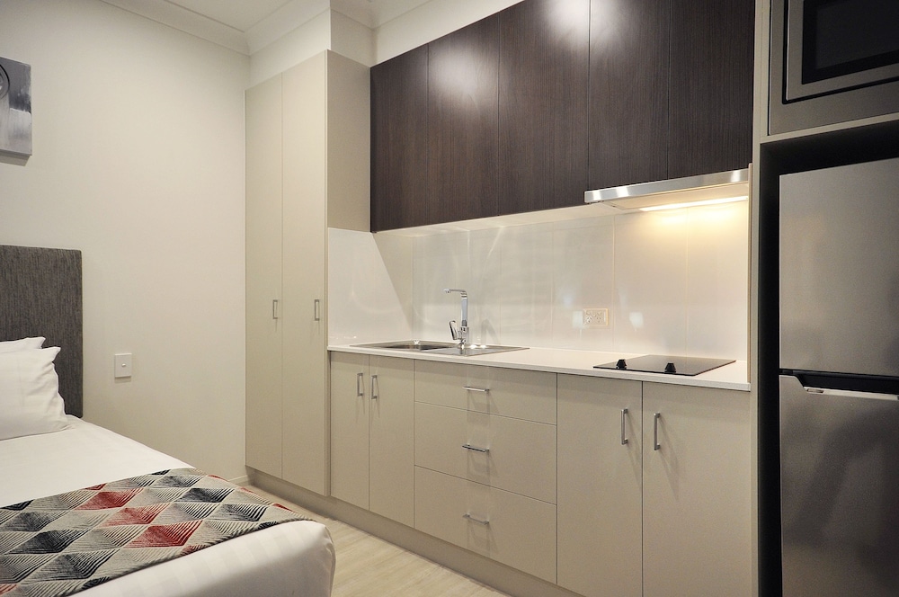 Spacious Twin Studio Apartment photo 3