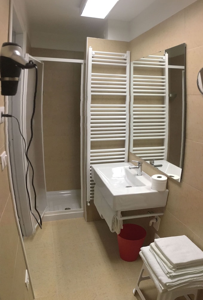 Double Or Twin Room photo 2