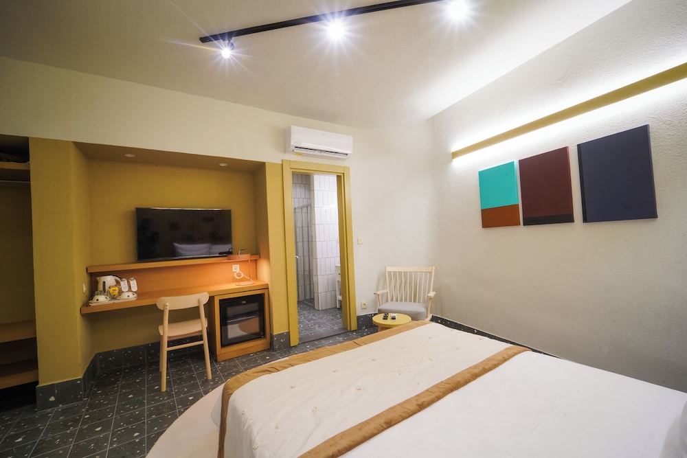 Deluxe Double Room - Photo 4
