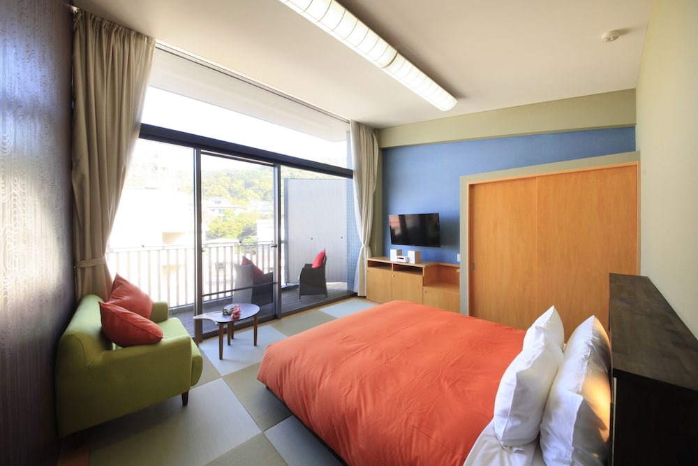 Japanese-Style King Room - Top Floor photo 2