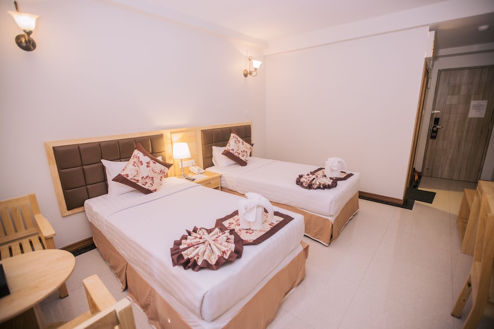 Standard Twin Room
