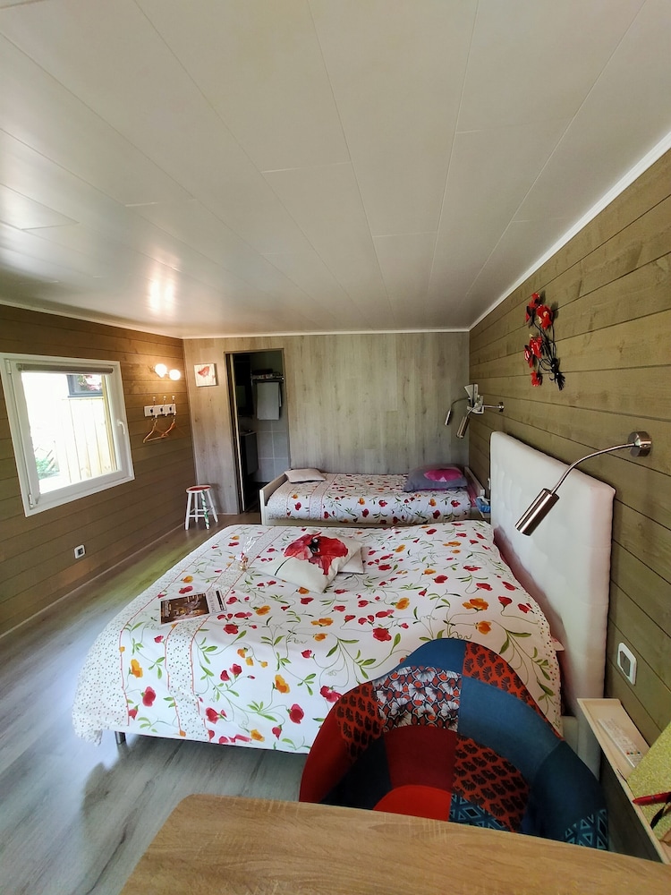 Chalet, Balcony, Park View photo 1