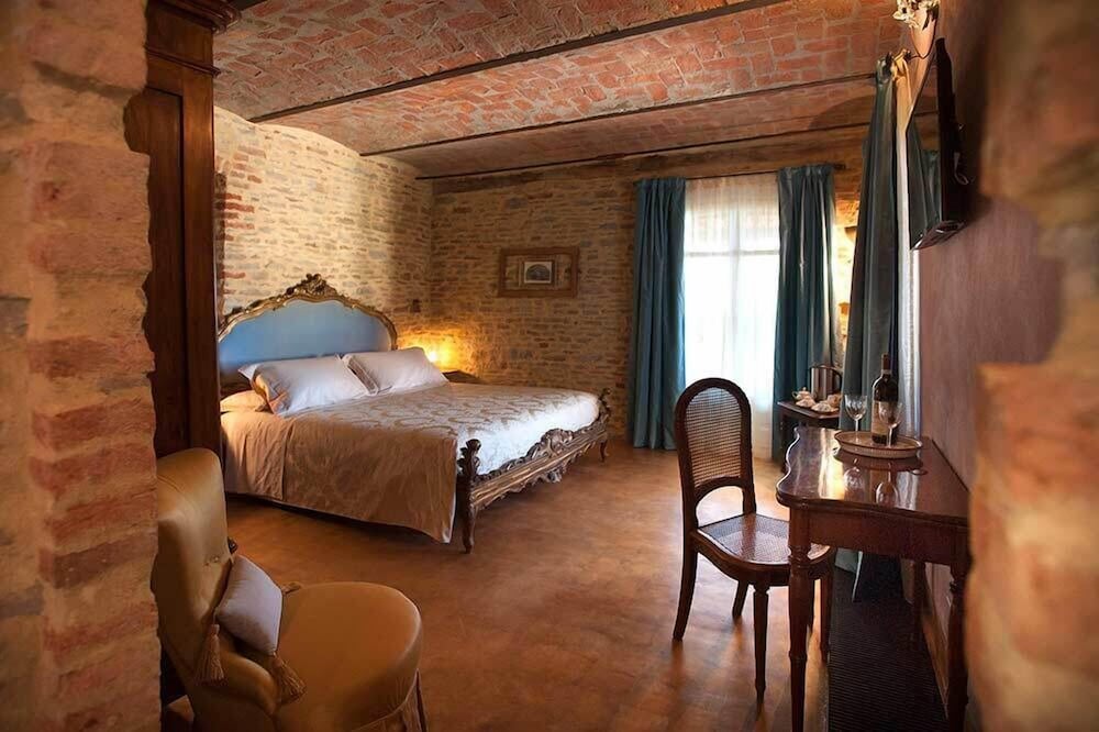 Suite photo 1