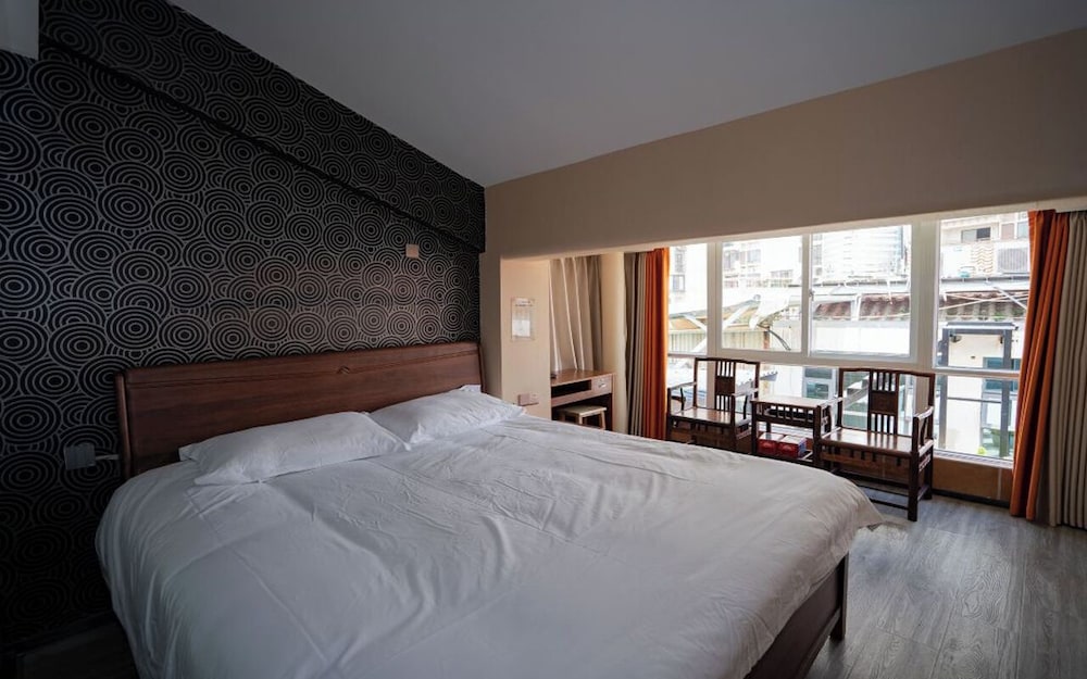 Basic Single Room