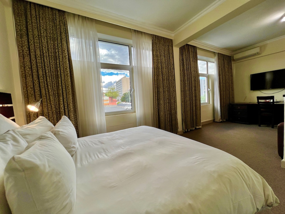 Standard Room - Photo 11