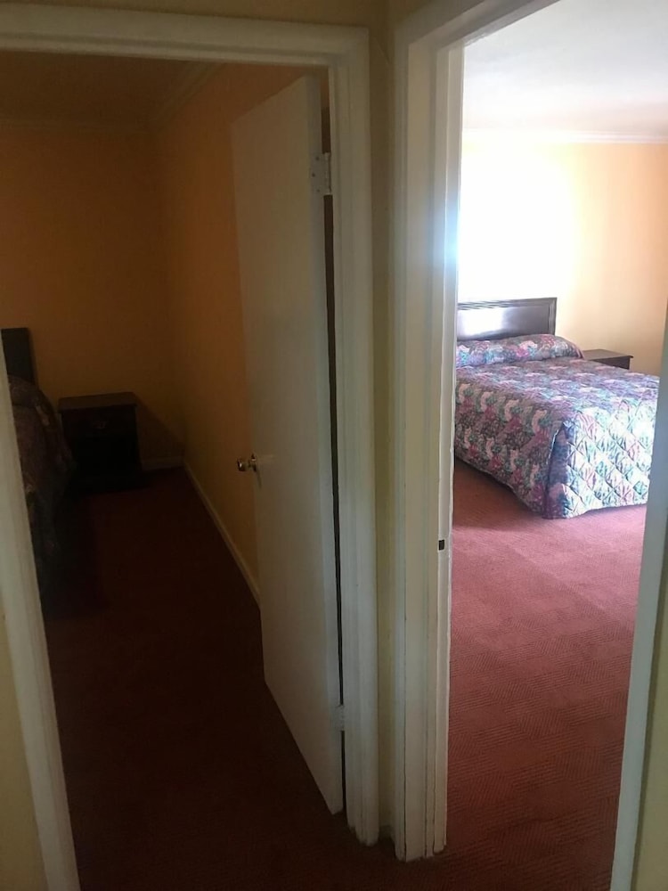 Deluxe Suite, 2 Bedrooms photo 3