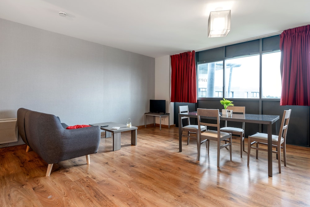 Superior Apartment - Photo 6