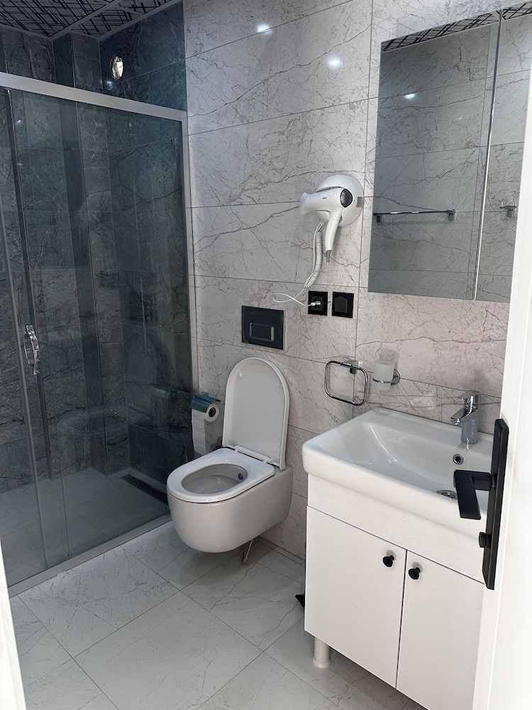 Deluxe Room, 1 Queen Bed with Sofa bed, Air conditioning, Sea View photo 3