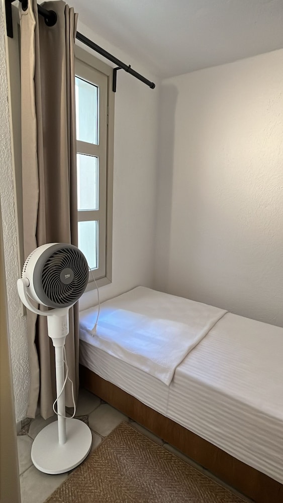 Classic Single Room, Patio photo 3