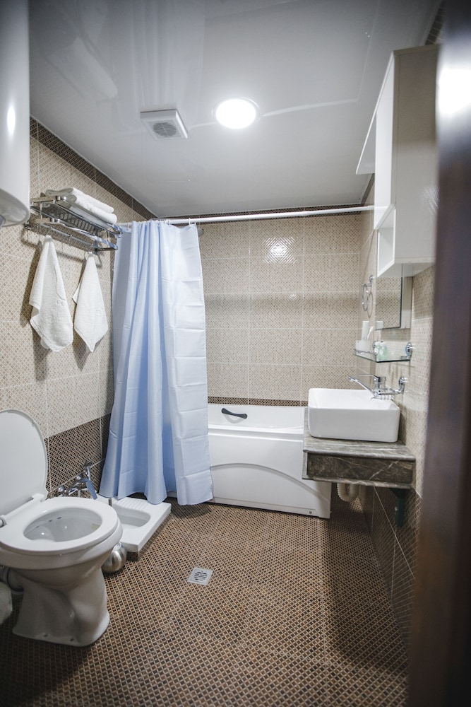 Standard Room - Photo 5