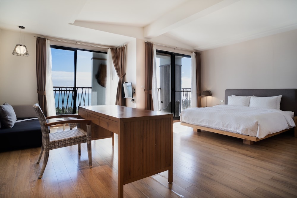 Executive Double Room, 1 King Bed, Ocean View, Tower