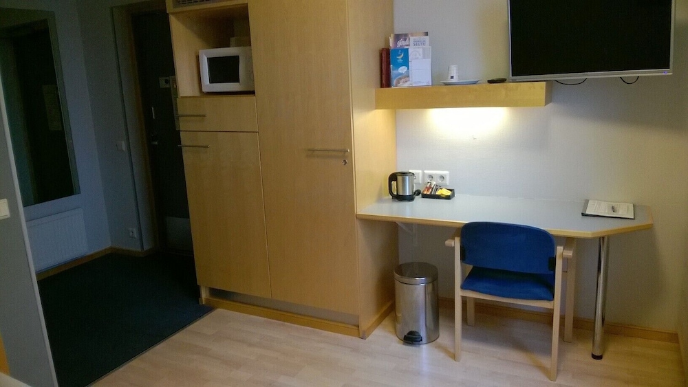 Basic Single Room photo 2