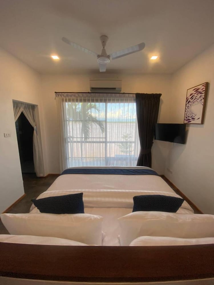Double or Twin Room, River View (Upper Floor) - Photo 1