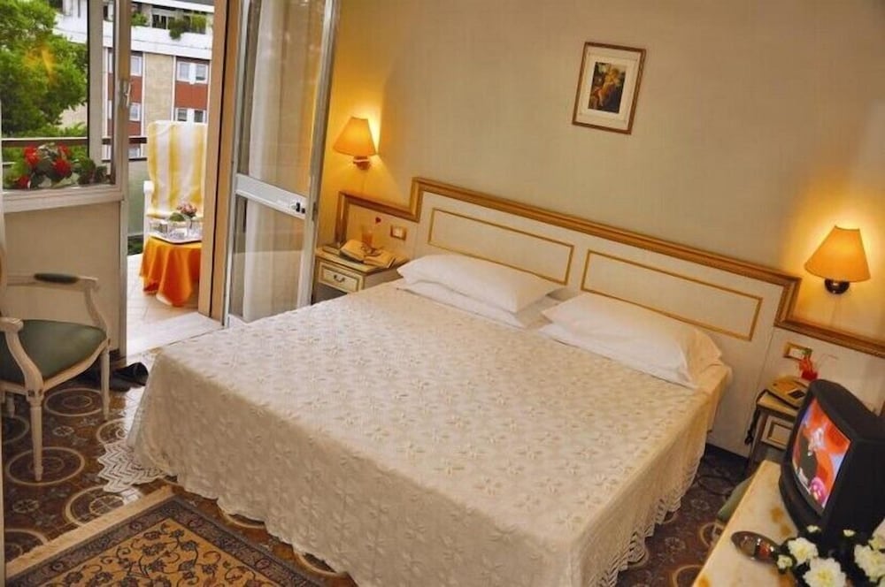 Comfort Double or Twin Room
