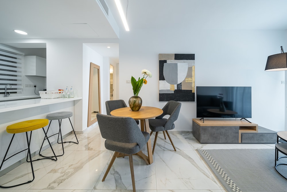 Superior One-Bedroom Apartment photo 3