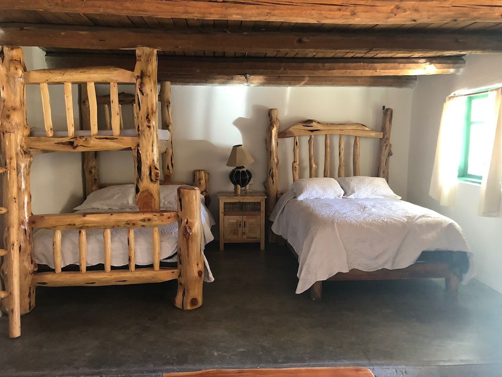 Family Cabin photo 2