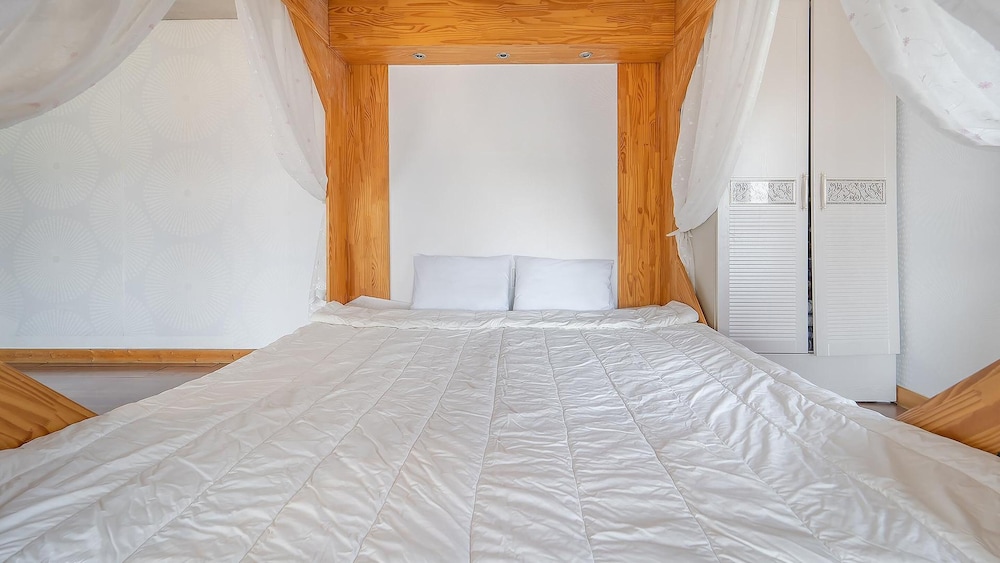 Basic Room, 1 Bedroom (Peppermint) - Photo 6