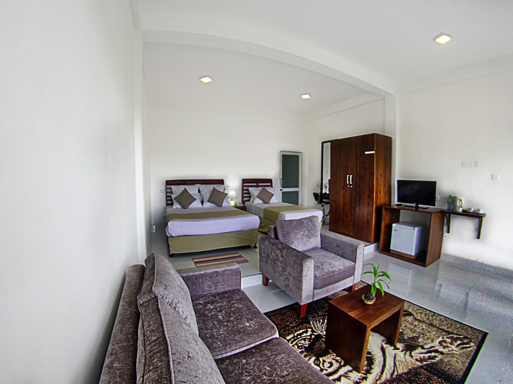 Deluxe Triple Room photo 1