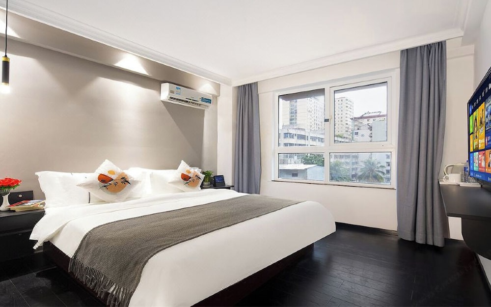 Elite Single Room, City View