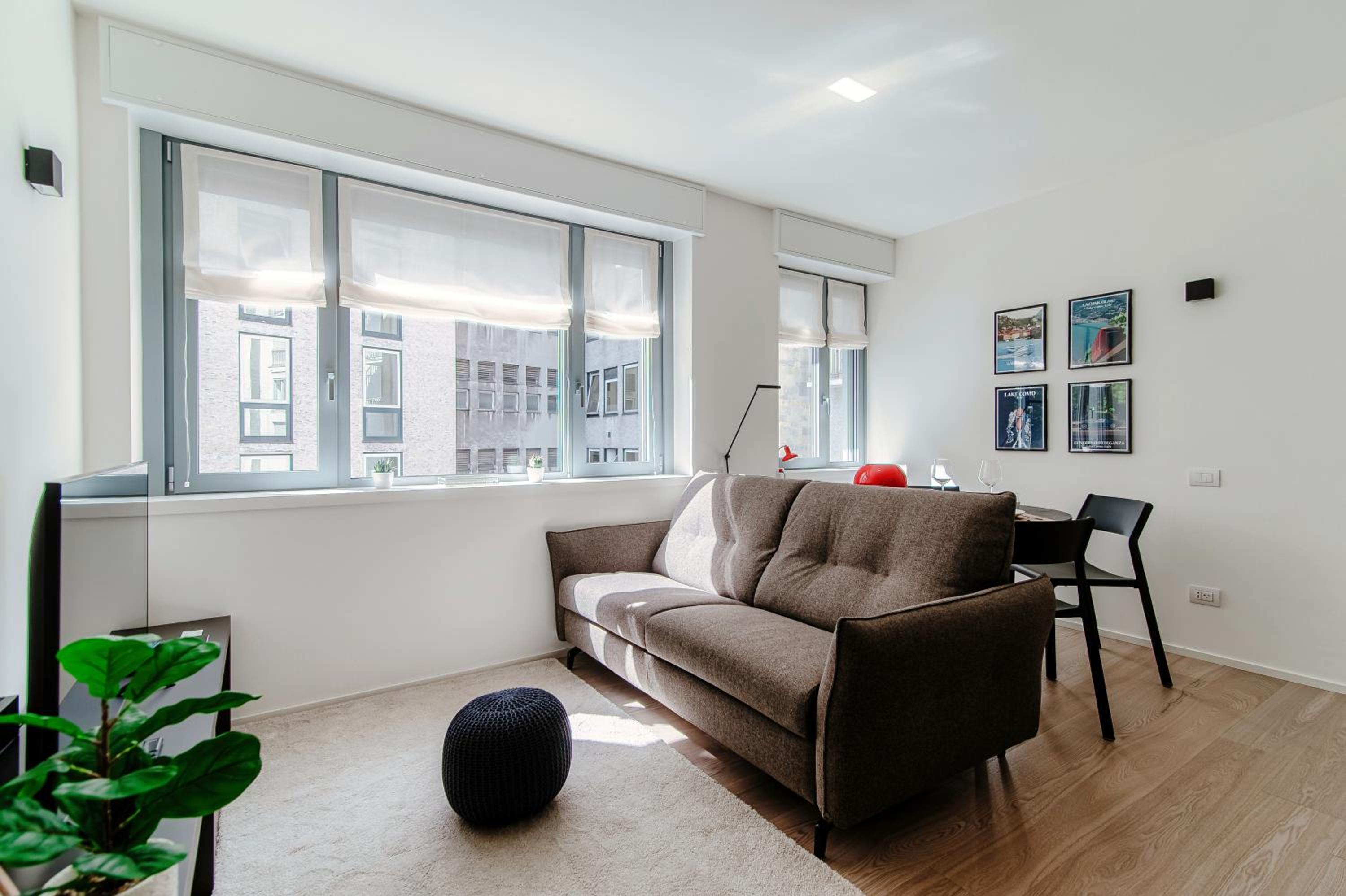 One-Bedroom Apartment