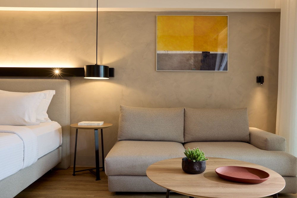 Classic Room, Partial Sea View