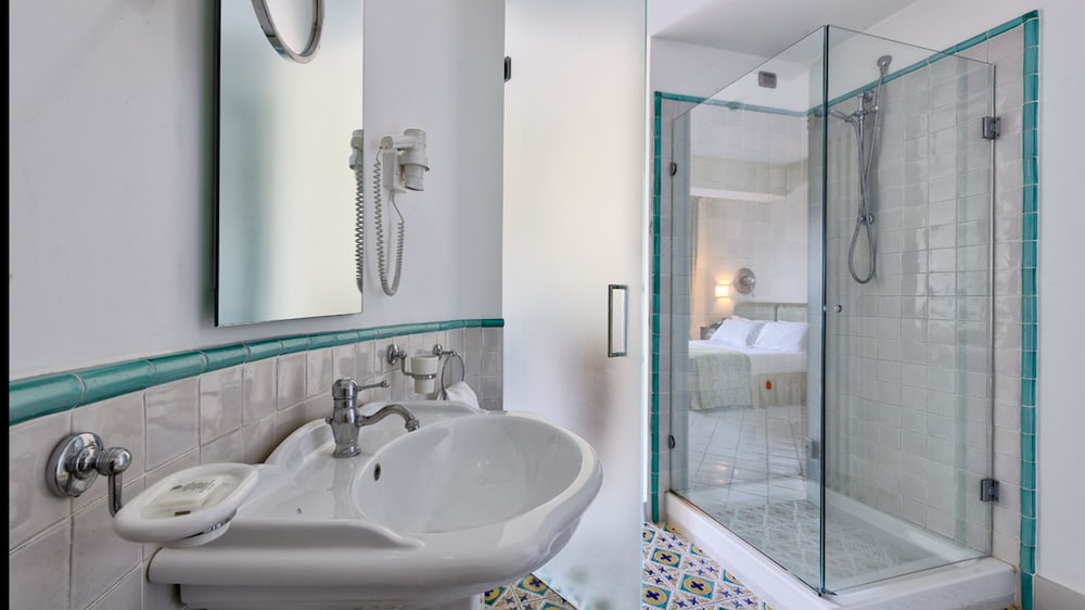 Classic Room, Terrace, Sea View - Photo 8