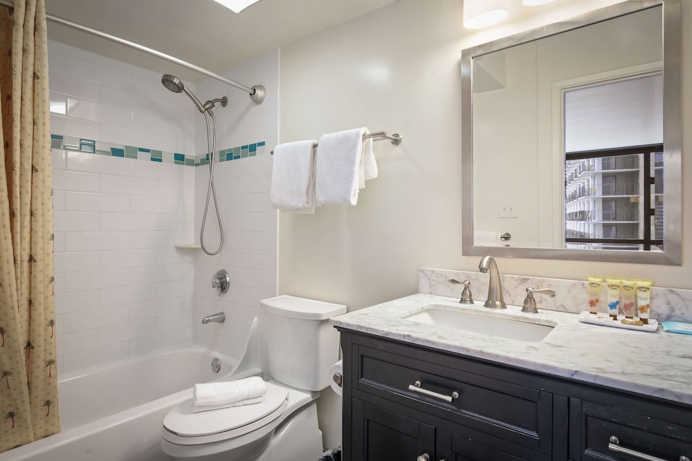 Standard Room, 1 Bedroom - Photo 10