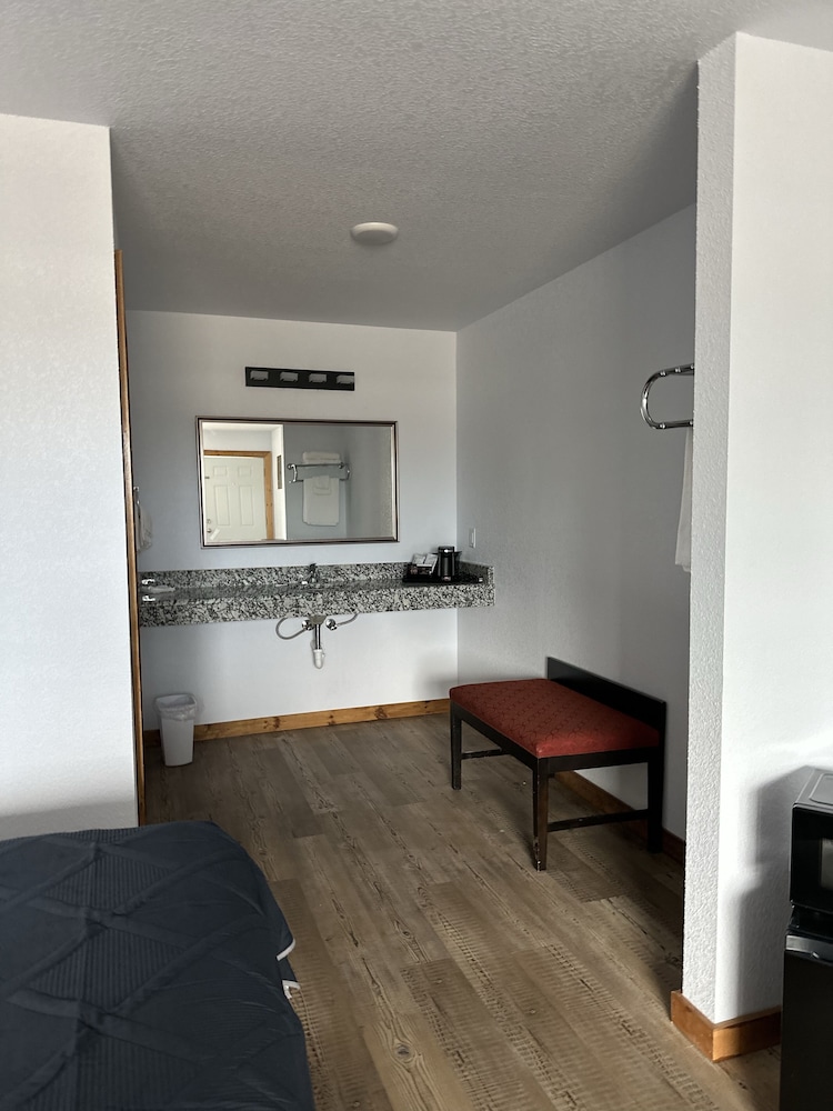 Basic Room photo 3