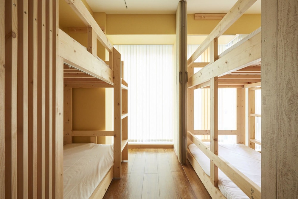 Shared Dormitory, Men only photo 1