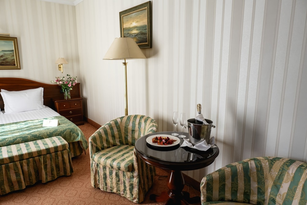 Deluxe Double Room photo 2
