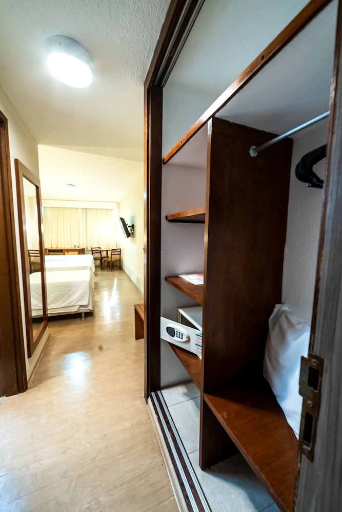 Standard Room, 2 Twin Beds - Photo 3