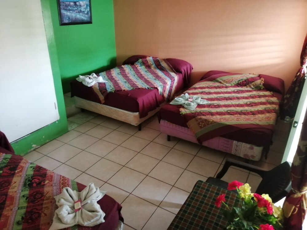 Triple Room, Multiple Beds photo 1
