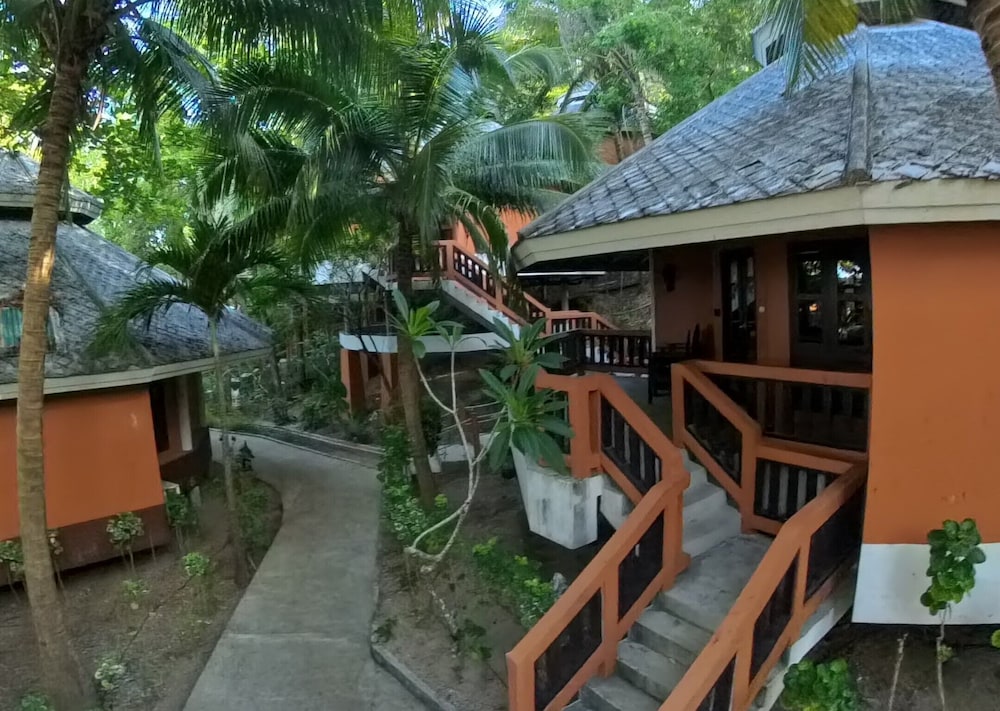 Hill Villa - Photo 16