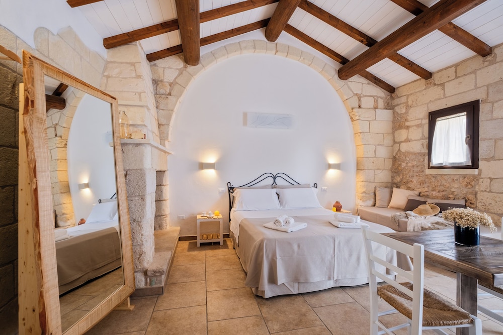 Superior Room, 1 Double Bed, Private Bathroom photo 3