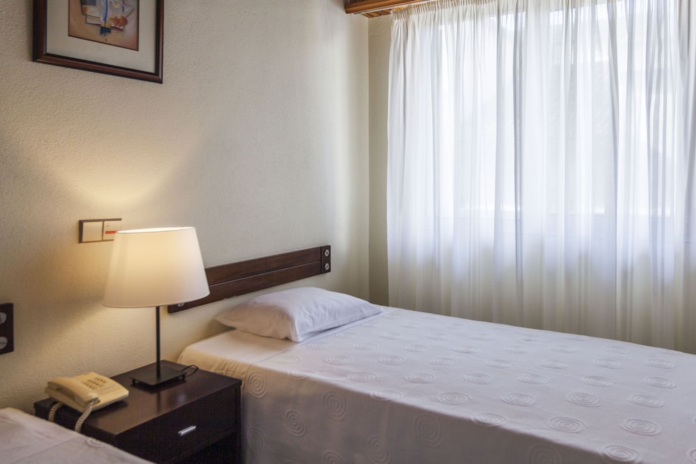Standard Single Room (Single Use) photo 3
