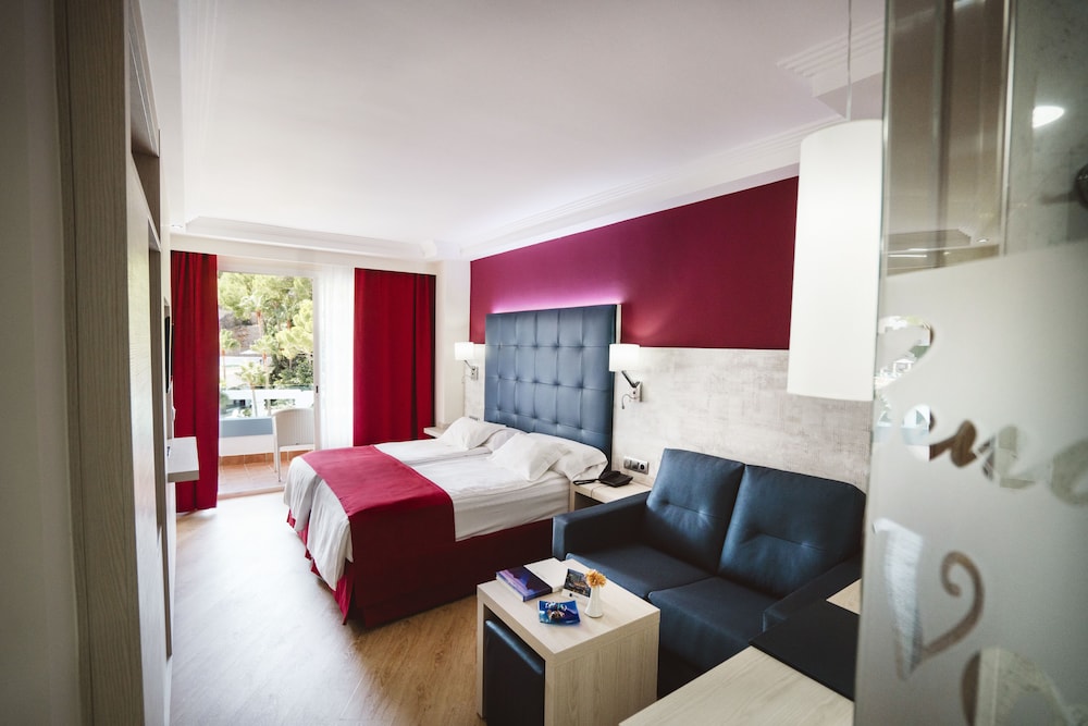 Superior Double Room, Balcony