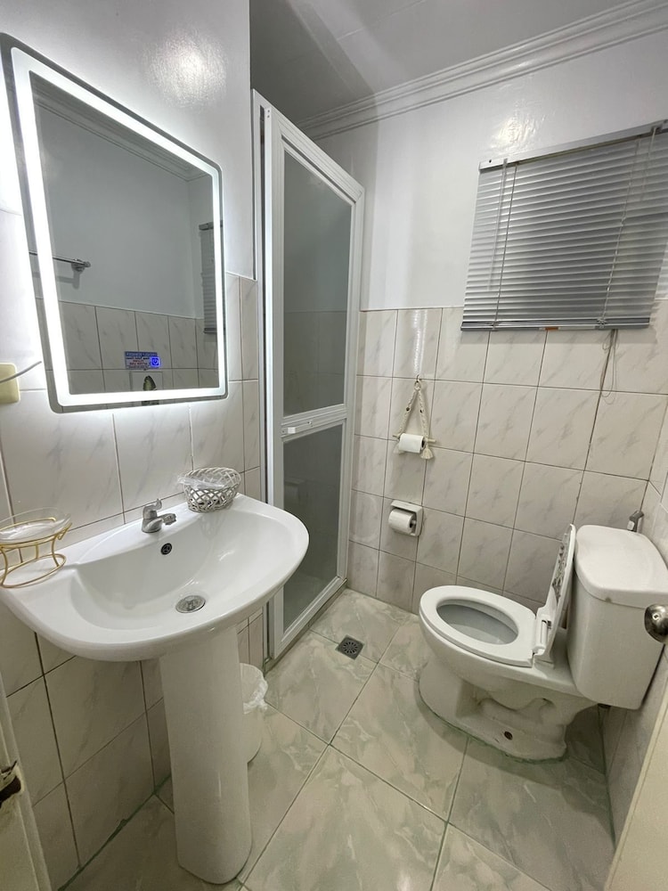 Double Room - Photo 5