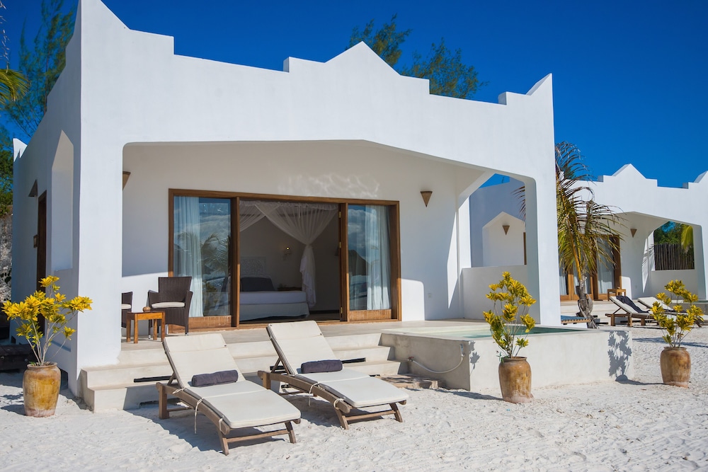 Superior Bungalows Beach Pavilion