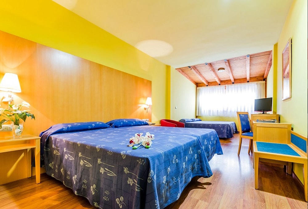 Double Room - Photo 1