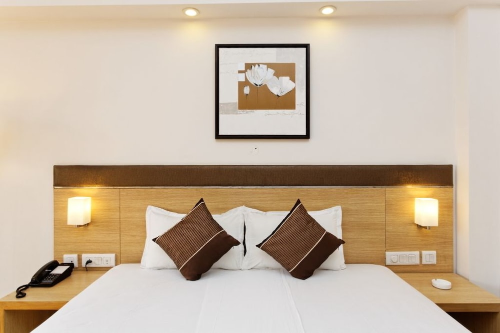 Deluxe Double or Twin Room - Photo 1