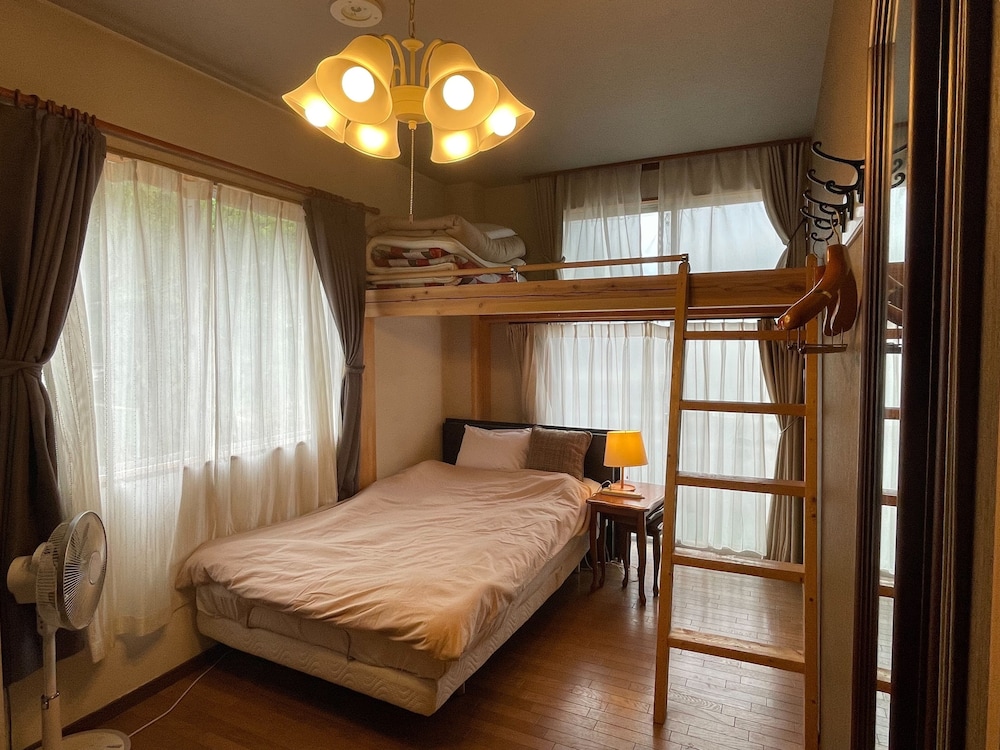 Double or Twin Room photo 3