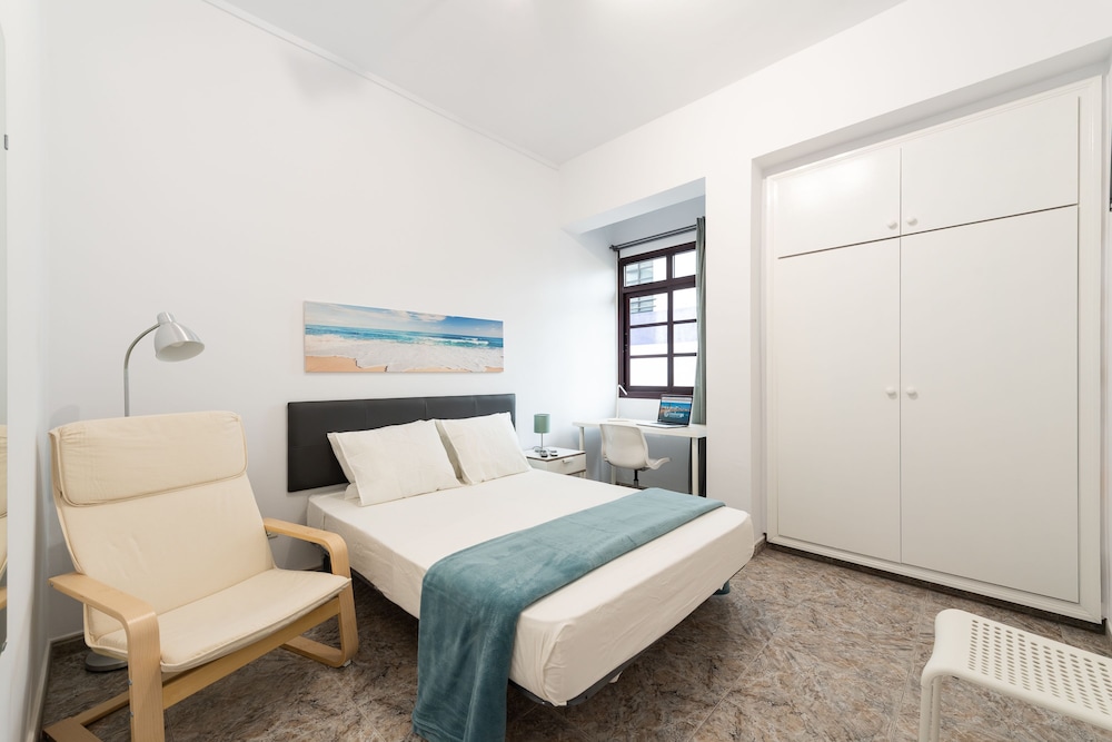 Comfort Double Room, Shared Bathroom photo 2