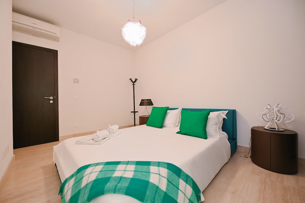 Luxurious Lugano Apartment With City Views, 사진 17