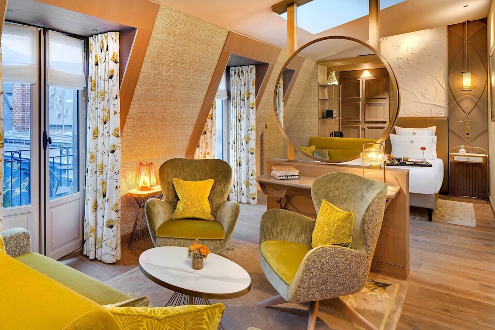 Junior Suite Junior Suite