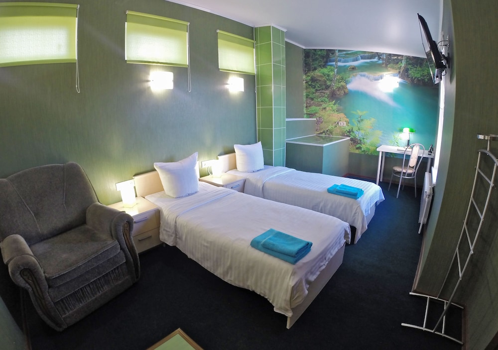 Standard Twin Room photo 3